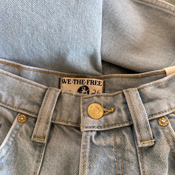 NWT FREE PEOPLE x Care FP A New Day Mid Rise Straight Leg Jean In ISLA Blue